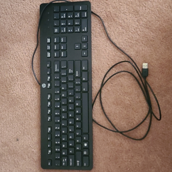 Slim HP Keyboard - Picture 2 of 3